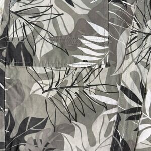 Crazy Shirts Women Cargo Mini Skirt Hawaiian Tropical Leaf Print Medium Vacation